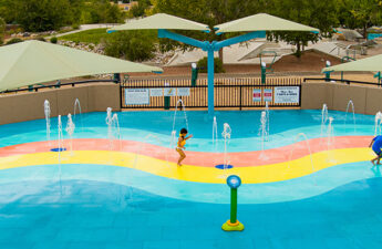 Wide shot of the splash pad at the Alamosa Community Center